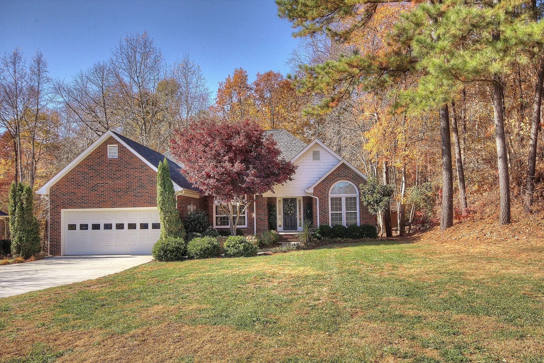 146 Ridge Top Road, Mooresville, NC 28117, Presented by Lawrie Lawrence